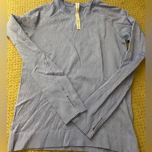 Women’s lululemon long sleeve